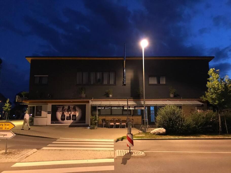 Kleine Wohnung Im - Konzept Flieger - 2 Stockwerke Tettnang Exteriér fotografie